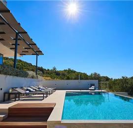 6 Bedroom Seafront Villa with Pool near Slano, Sleeps 12-14